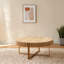 Table basse à tambour, table ronde à piédestal de 31,5 pouces, ton de bois naturel moderne et acier inoxydable argenté, pour des espaces de vie compacts