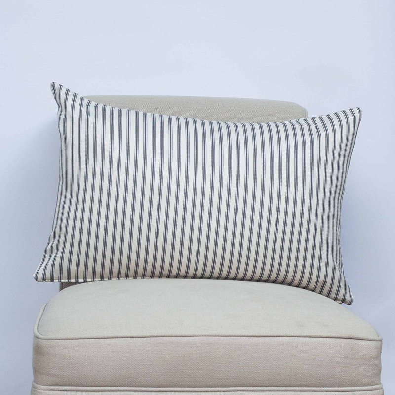 Cushion, 58x38cm, Synthetic filled