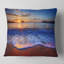Coussin Blue Waves on Sandy Beach - Sea & Shore-29599182-29599178