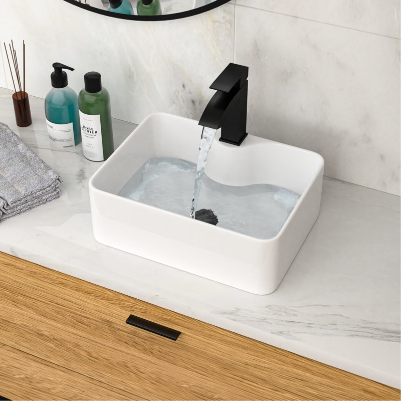 Lavabo de salle de bain rectangulaire blanc en céramique 16 po x 12 po avec robinet et drain noirs - Modern
