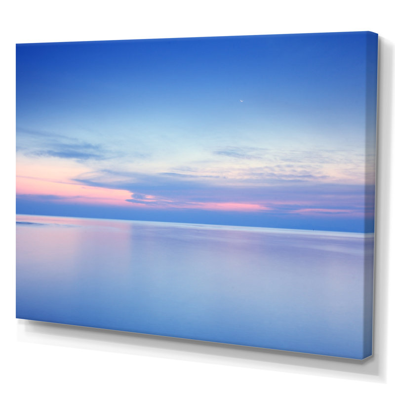 «Beach Sunrise with Dramatic Sky II», peinture sur toile, H 30 po x l 40 po x P 1,5 po, Toile tendue