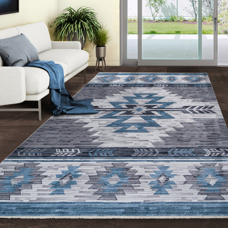 Desert Dusk Glacier Blue and Gray Stain-Resistant Synthetic Rug 5' x 7'