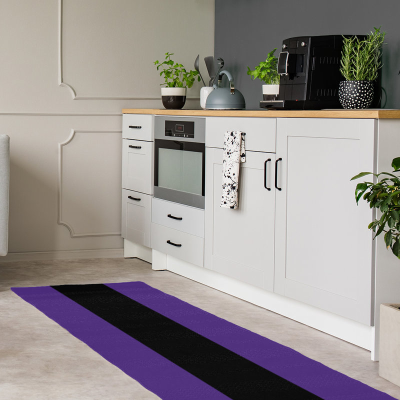 Tapis mauve/noir, Tapis de couloir 2 pi 6 po x 8 pi