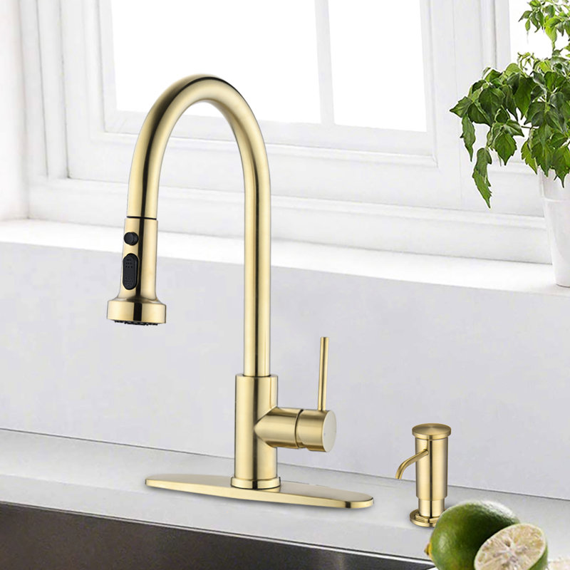 Robinet de cuisine en or brossé avec douchette rétractable en acier inoxydable et distributeur de savon - Grattoir, rouille, bec rotatif puissant 360 ° Capacité de pulvérisation maximale 1,8 GPM