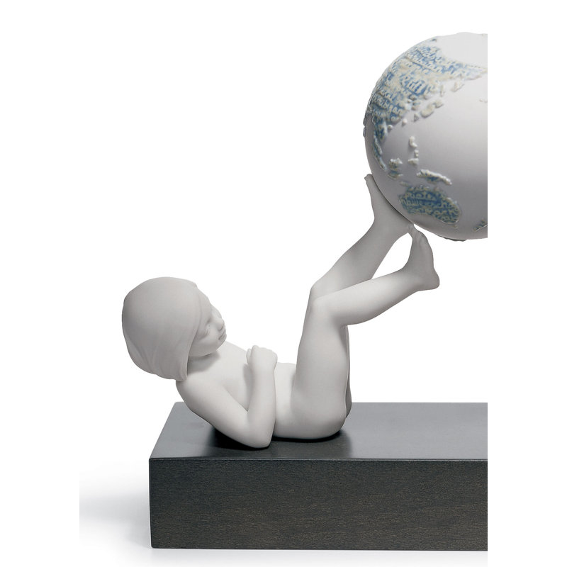 Fraternitas Figurine