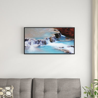 « belle cascade water », reproduction de photo sur toile tendue encadrée