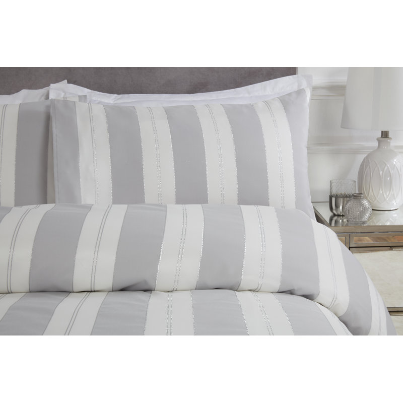 Wall Striped Duvet Cover Set with Pillowcases Included, White/Silver, Super King - 2 Standard Pillowcases