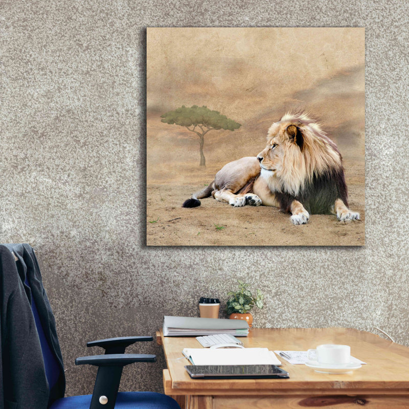 «The King 1A» par Ata Alishahi, estampe numérique sur toile, H 37 po x l 37 po x P 1,5 po