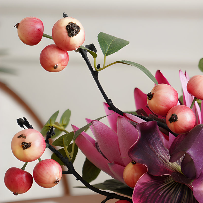 Ornements de fleurs simulées