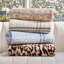 Couverture en peluche Guess-135519241