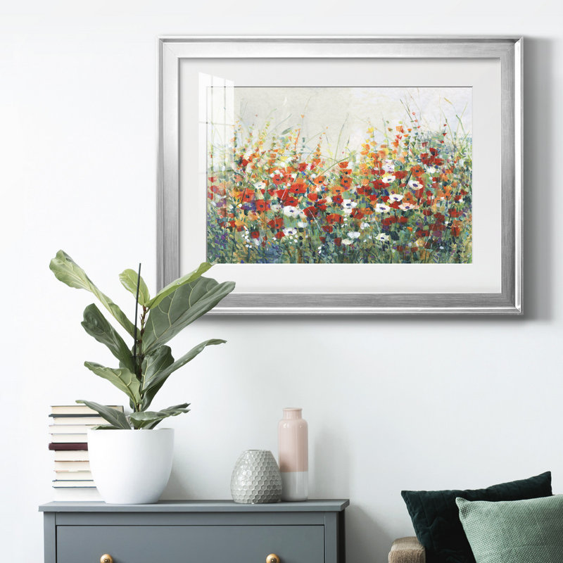 Toile encadrée de qualité supérieure Garden In Bloom II - prête à être accrochée, H 30,5 po x l 42,5 po x P 1 po, Blanc