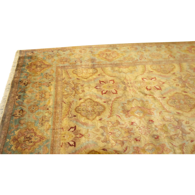 Tapis crème et vert noué à la main de haute qualité