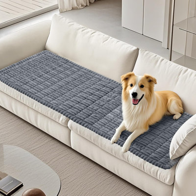 Dog Couch Cover Protector, Non-Slip Couch Covers for Dogs, Durable Pet Couch Covers for Sofa, Fuzzy Dog Couch Cover for Furniture Sofa, Washable & Pet Friendly