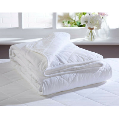 Extra Light Down Comforter