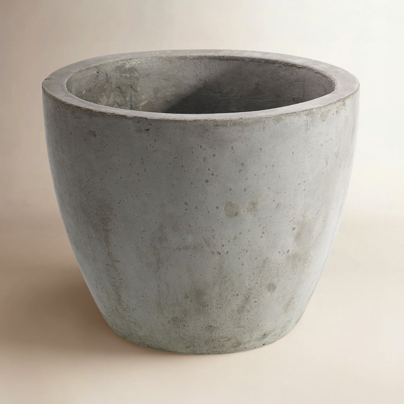 Trixie Newport Pot, 7" H x 7.8" W x 7.8" D