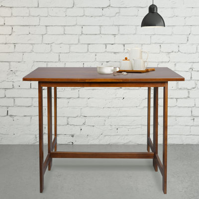Jaydeliz Rectangular Dining Table