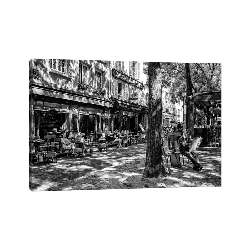 «Black Montmartre Series - Place du Tertre» par Philippe Hugonnard - reproduction de photo sur toile tendue