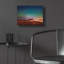  «Red Barn Under Aurora» par Epic Portfolio, art mural en verre acrylique, 16 po x 12 po