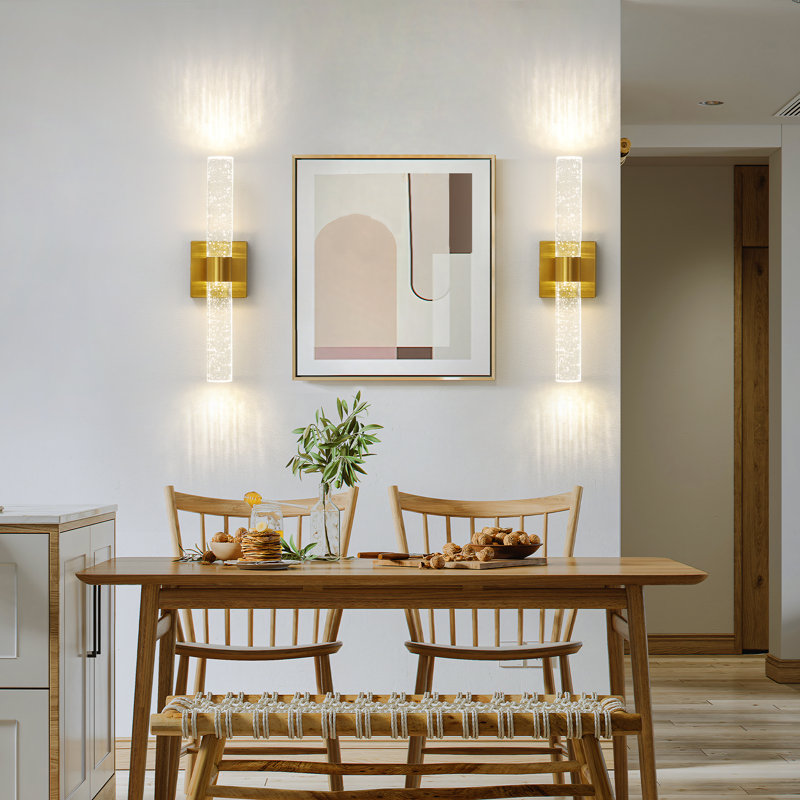 Danthai Dimmable Wall Light, Gold