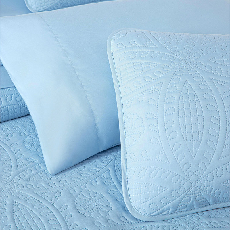 Chambray Blue Queen Microfiber 7-Piece Bed in a Bag Set