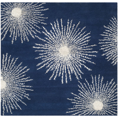Amier Hand Tufted Wool And Viscose Floral Rug