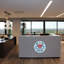Adhésif décoratif «We Care, We Are All in This Together»