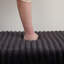 Repose-pieds rembourré avec tablette de rangement-940556507