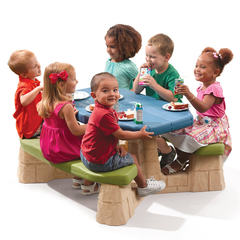Step2 Picnic Table with Umbrella Aqua