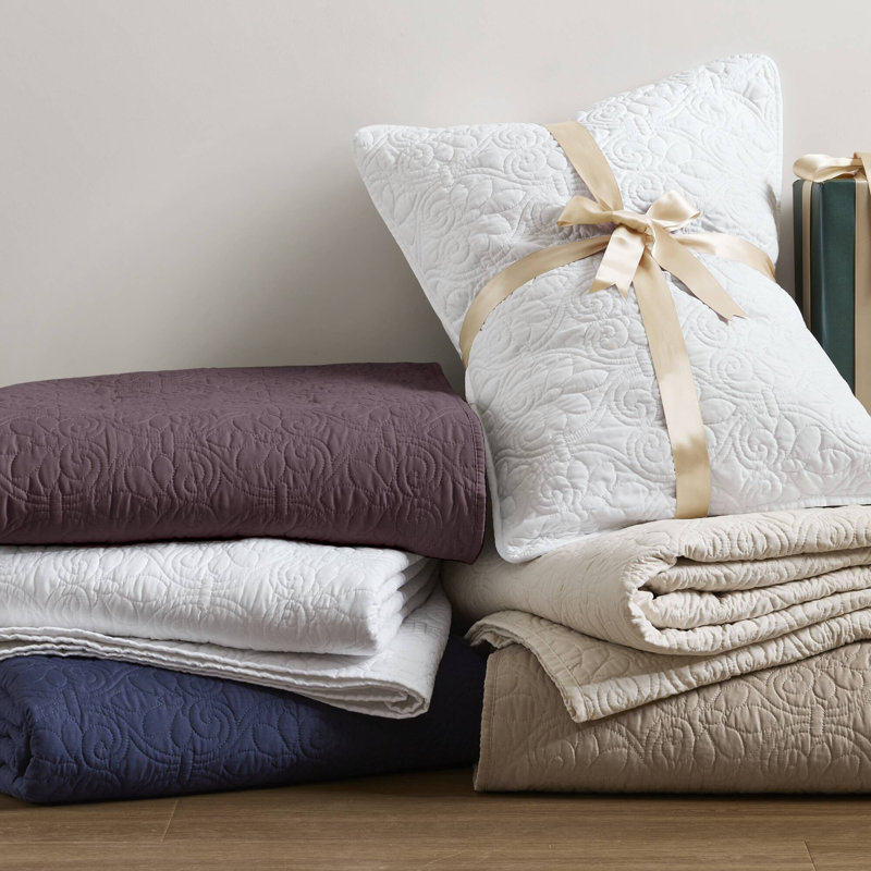 Quebec Reversible Bedspread Set, King Bedspread + 2 King Shams, Purple