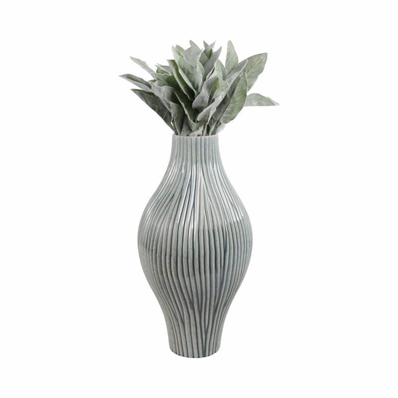 Vase décoratif en porcelaine ciselée Karly pour décor élégant et moderne, H 19,75 po x l 11 po x P 11 po