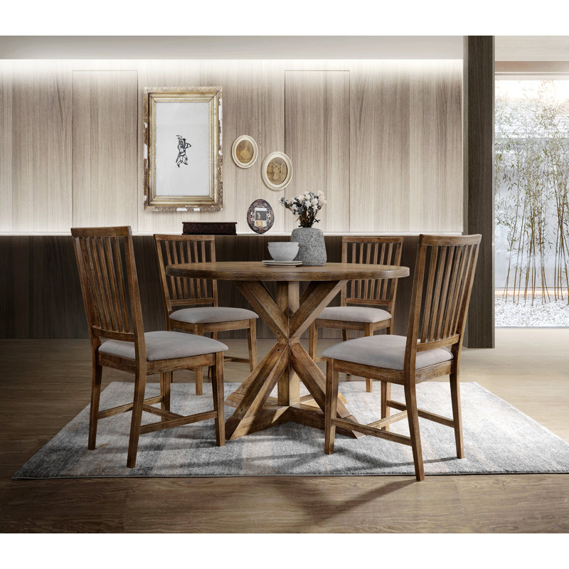 Guarani 4 - Person Pedestal Dining Set