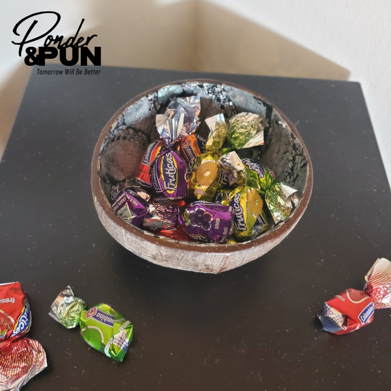 Bol noix de coco avec incrustation d'ormeau