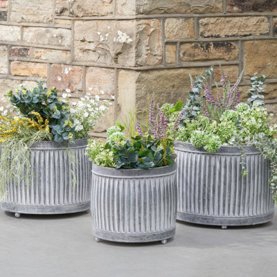Bethke Pot Planter