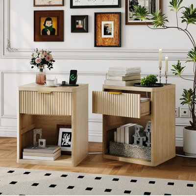 Ensemble de 2 tables de chevet cannelées, table de chevet de style Mid-Century, table de bout en bois, table de chevet de style campagnard avec 1 tiroir, tablette ouverte, station de charge pour le salon de la chambre à coucher, canapé (naturel)