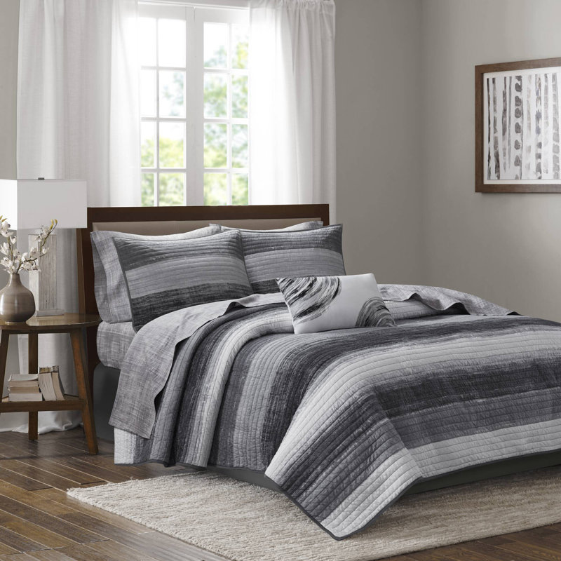 Saben Black 8-Piece Full Quilt Set with Cotton Bed Sheets, Black, Full Quilt + 8 Additional Pieces