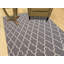 Tapis gris transitionnel en laine tissé à plat à la main Onamia-432818423