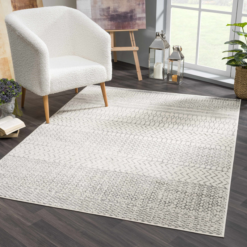Aleix Southwestern Indoor Rug, Rectangle 6'7" x 9'