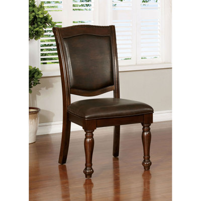 Chaise rembourrée Ako