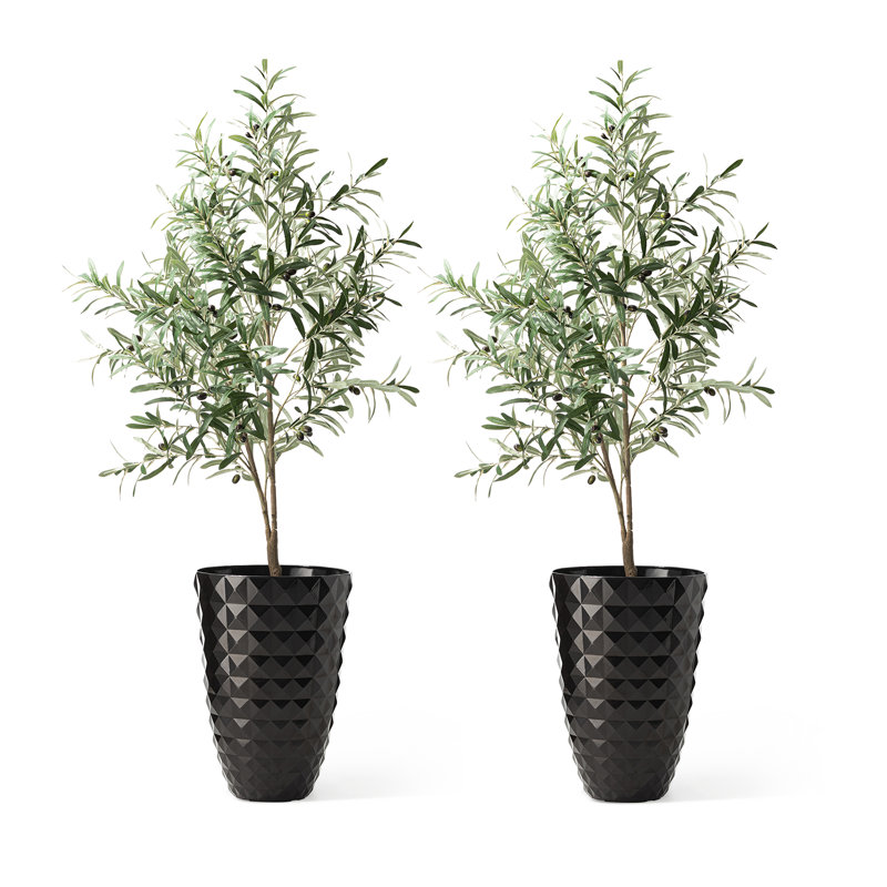 Dneisha Handmade Pot Planter, Black
