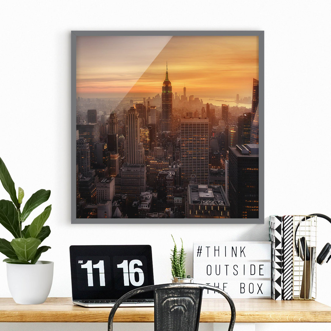 Gerahmtes Poster Manhattan Skyline Evening Mood