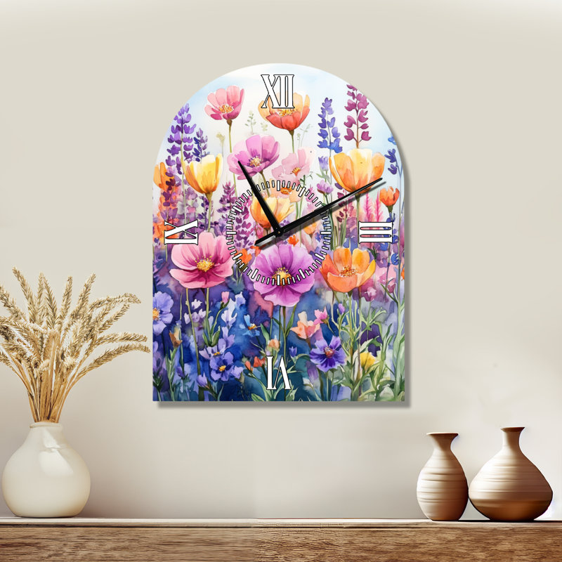 Fleur sauvage printanière - Horloge murale grande arche Purple Cottage, H 31 po x l 23 po - Arche