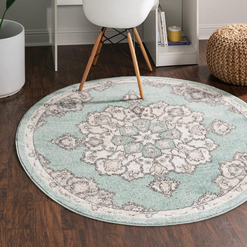 Oriental Indoor Rug, Round 7'10"