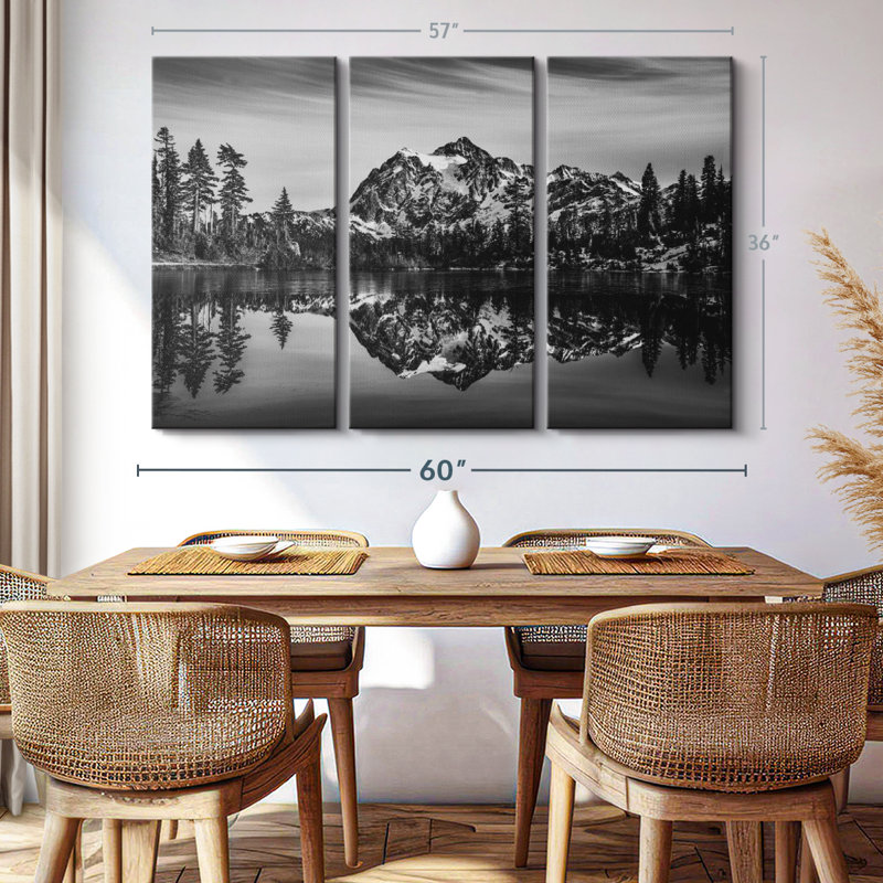 «Monochromatique Mountain», 3 pièces sur toile, H 36 po x l 57 po x P 1,25 po