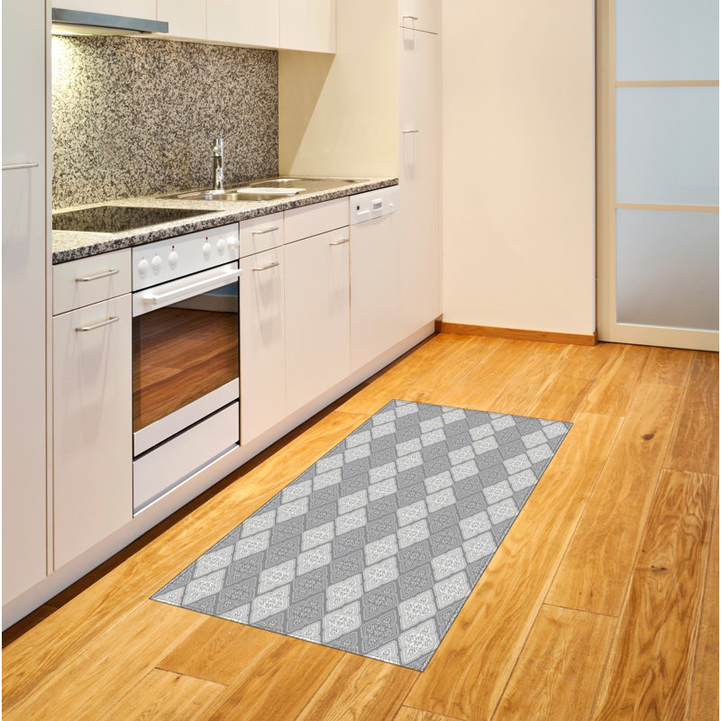 Damask High Density Long Fiber Poly Threads Decorative Area Rug Carpet, Rectangle 2'7" x 5'