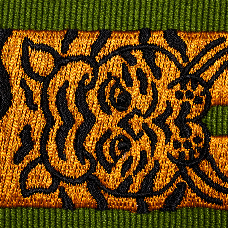 Garniture brodée Schumacher x Johnson Hartig Le Tigre, Vert