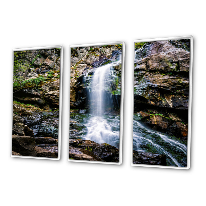 Chute d'eau à Sofia, bulgarie, ensemble de 3 toiles encadrées, Blanc, H 32 po x l 48 po x P 1 po