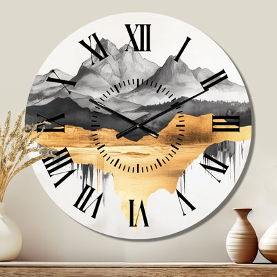 Horloge murale ronde en métal Mountain