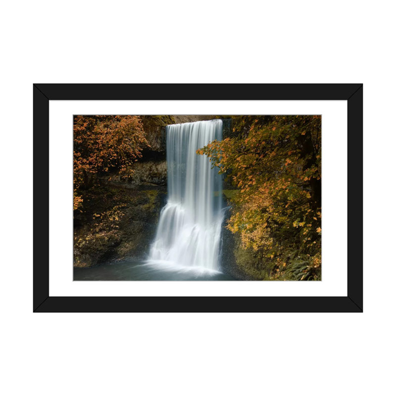 « automne cascade », impression sur toile, Papier d'art encadré noir, Blanc, H 16 po x l 24 po x P 1 po