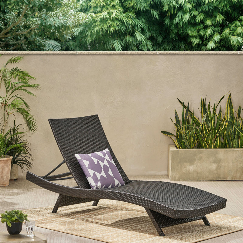 Chaise longue d'extérieur, Gris clair
