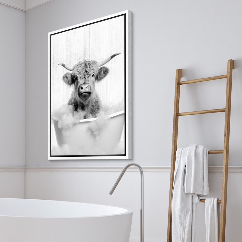 Shetland Highland Cow - reproduction de cadre flottant sur toile, H 24 po x l 16 po, Blanc